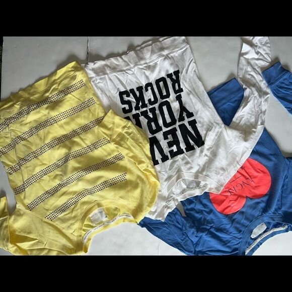 VS S SWEATSHIRT SWEATER LOT ANGEL - Picture 1 of 4